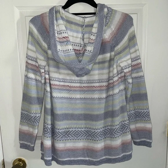 Northern Reflections Patterned Hoodie - Picture 3 of 6